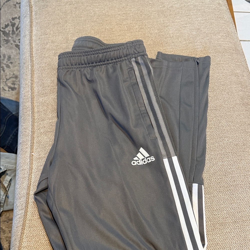 Adidas Men’s Gray Athletic pants